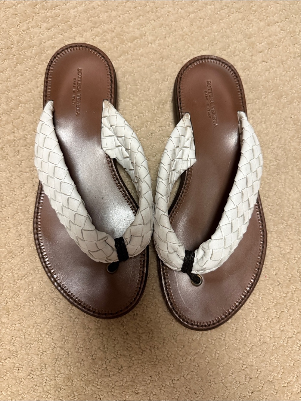 Bottega Veneta White Braided Strap Leather Thong Sandals